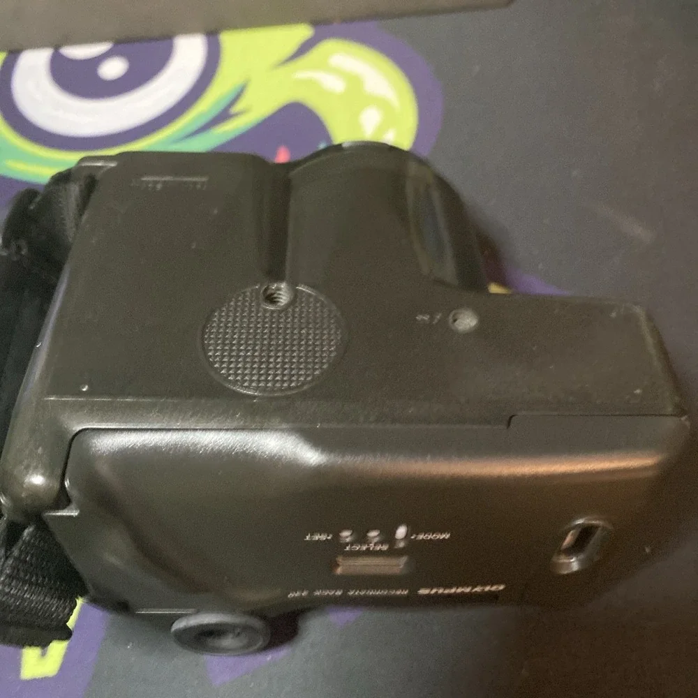 Vtg Olympus Infinity SuperZoom 330 AF Point & Shoot 35mm Film Camera Works B2